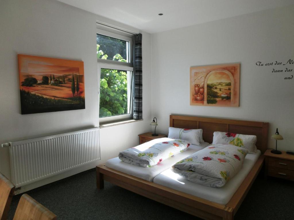Raffelberger Hof Hotel มึลไฮม์ อันแดร์ รัวร์ ภายนอก รูปภาพ